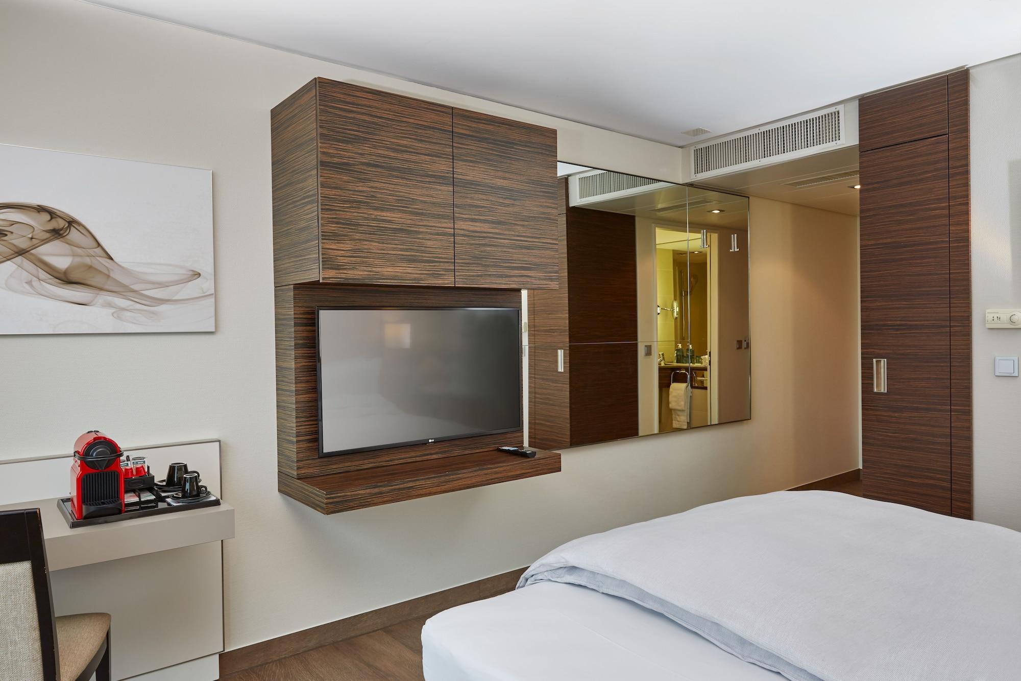 H4 Hotel Solothurn Exterior photo
