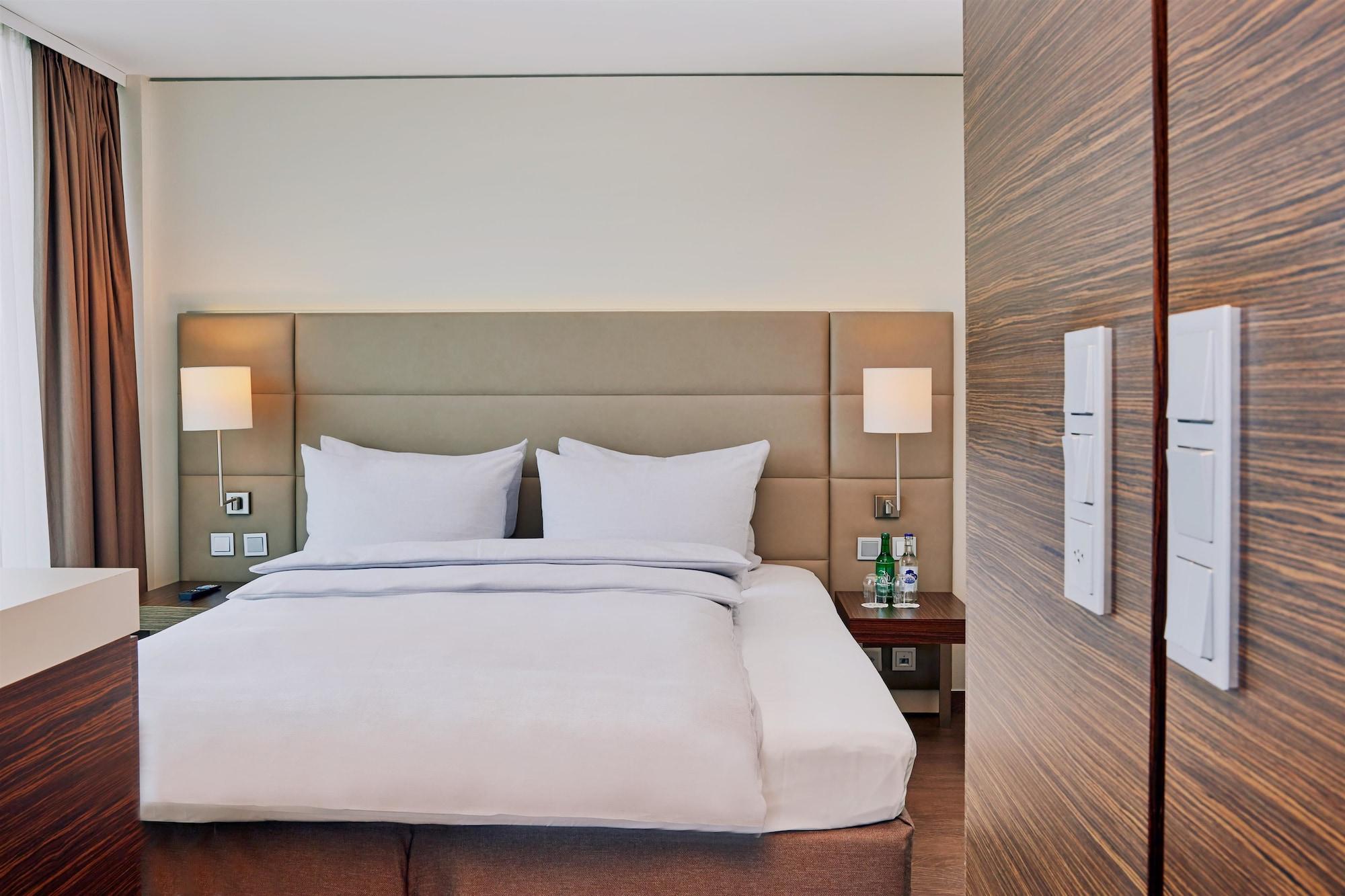 H4 Hotel Solothurn Exterior photo